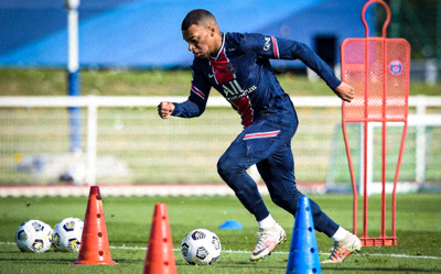 姆巴佩训练照片 - 身穿巴黎圣日耳曼训练服