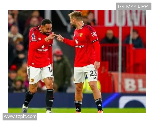 世界杯精彩对决曼联与那不勒斯激战成平局补时进球引爆全场